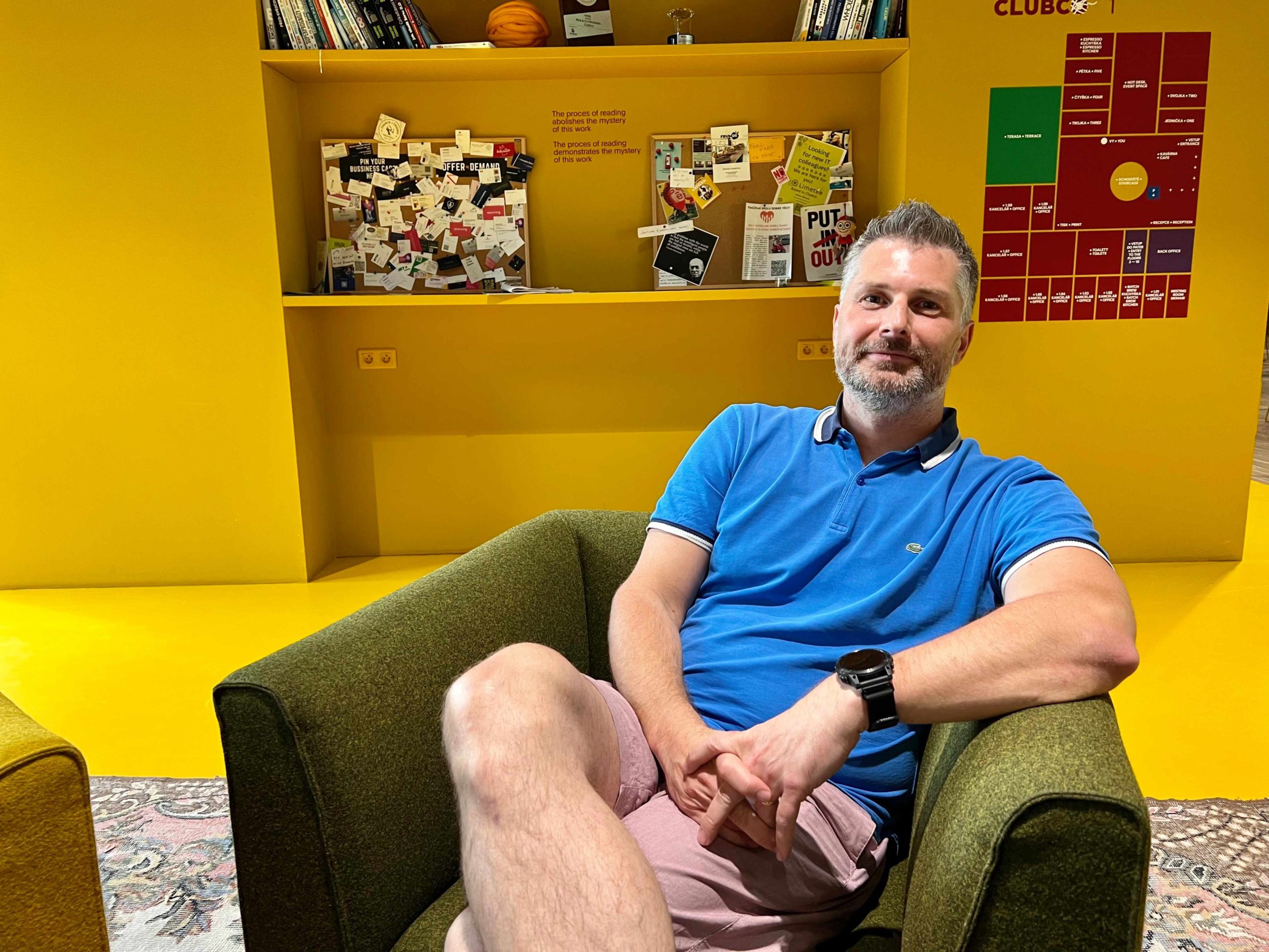 Online kriminalita a ta ve fyzickém světě mají jedno společné. Nikdy nezmizí. Co s tím?